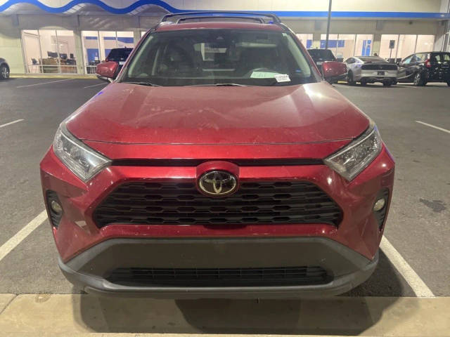 2019 Toyota RAV4 XLE FWD photo