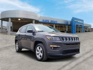 2019 Jeep Compass Latitude 4WD photo