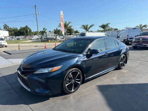2019 Toyota Camry XSE FWD photo