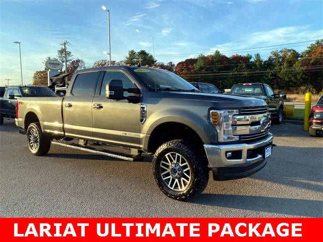 2019 Ford F-350 Super Duty LARIAT 4WD photo