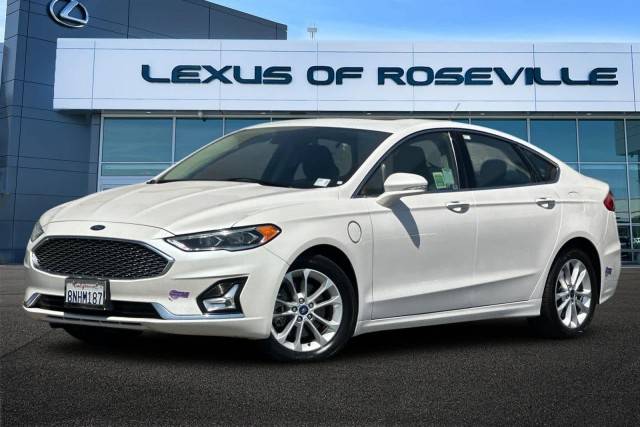 2019 Ford Fusion Energi Titanium FWD photo