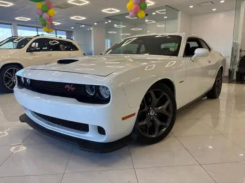 2019 Dodge Challenger R/T RWD photo