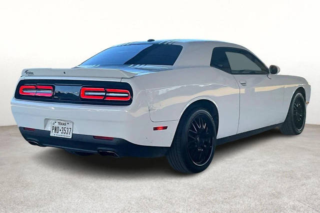2019 Dodge Challenger SXT RWD photo