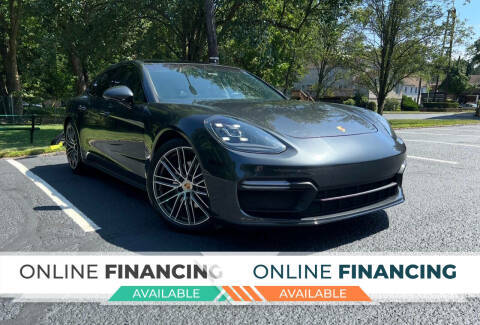 2019 Porsche Panamera RWD photo