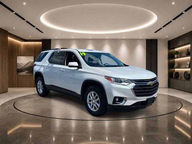 2019 Chevrolet Traverse LT Cloth FWD photo
