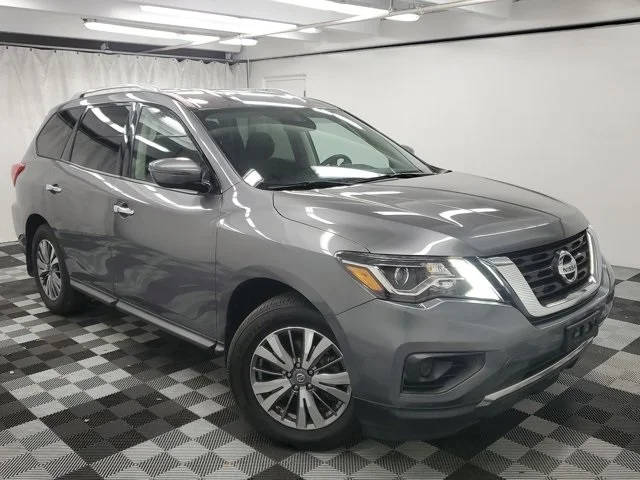 2019 Nissan Pathfinder S 4WD photo