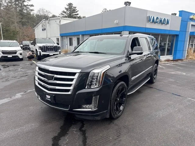 2019 Cadillac Escalade ESV Luxury 4WD photo
