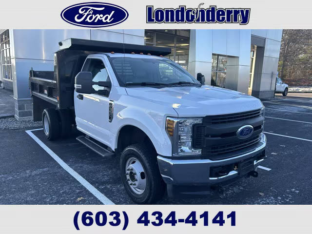 2019 Ford F-350 Super Duty XL 4WD photo