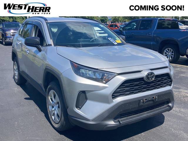 2019 Toyota RAV4 LE AWD photo