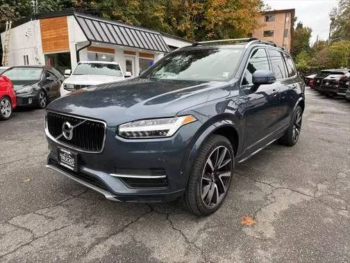 2019 Volvo XC90 Momentum AWD photo