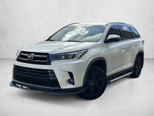 2019 Toyota Highlander SE AWD photo