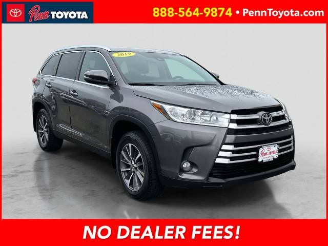 2019 Toyota Highlander XLE AWD photo