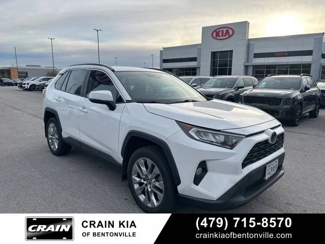 2019 Toyota RAV4 XLE Premium AWD photo