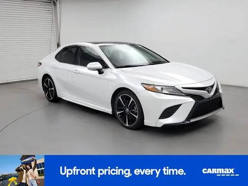 2019 Toyota Camry XSE FWD photo