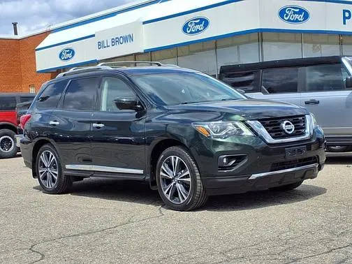 2019 Nissan Pathfinder Platinum 4WD photo