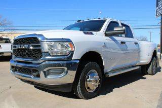 2019 Ram 3500 Tradesman 4WD photo
