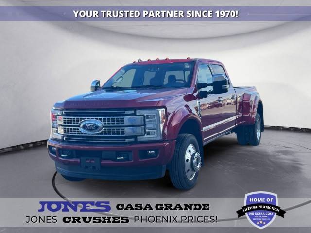 2019 Ford F-450 Super Duty Platinum 4WD photo