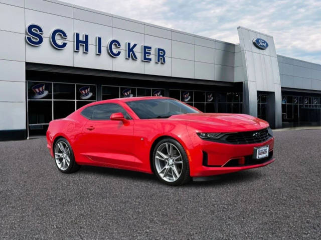 2019 Chevrolet Camaro 2LT RWD photo