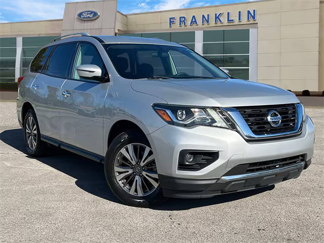 2019 Nissan Pathfinder S 4WD photo