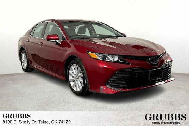2019 Toyota Camry LE FWD photo