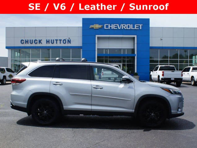 2019 Toyota Highlander SE FWD photo