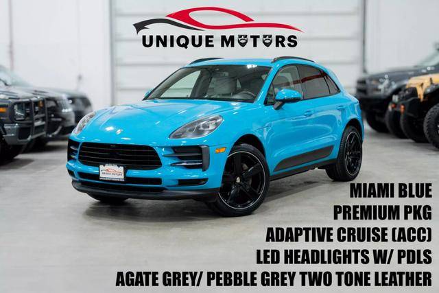 2019 Porsche Macan  AWD photo