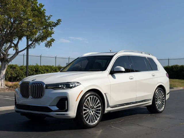 2019 BMW X7 xDrive50i AWD photo