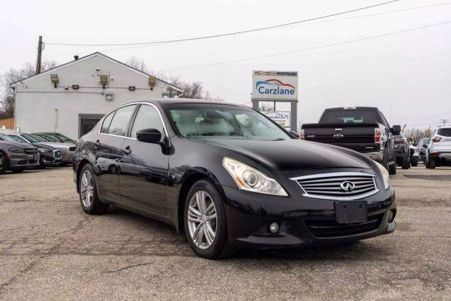2015 Infiniti Q40 RWD photo