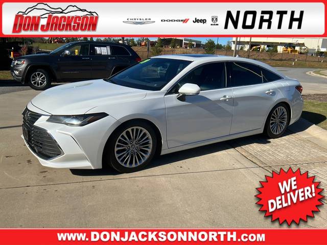 2019 Toyota Avalon Limited FWD photo