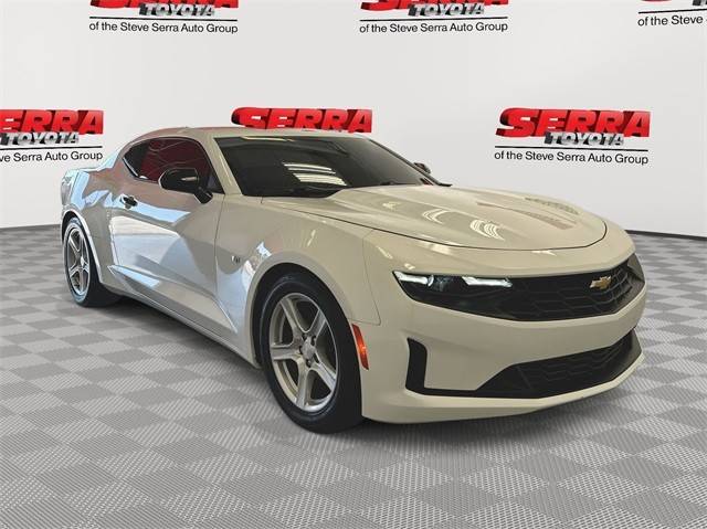 2019 Chevrolet Camaro 1LT RWD photo