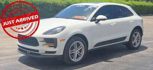 2019 Porsche Macan  AWD photo