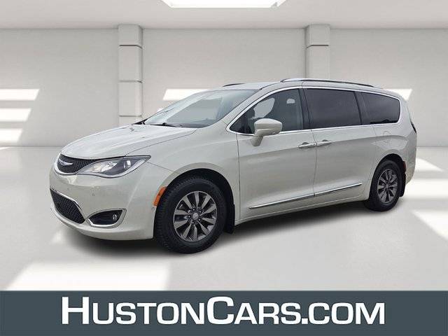 2019 Chrysler Pacifica Minivan Touring L Plus FWD photo