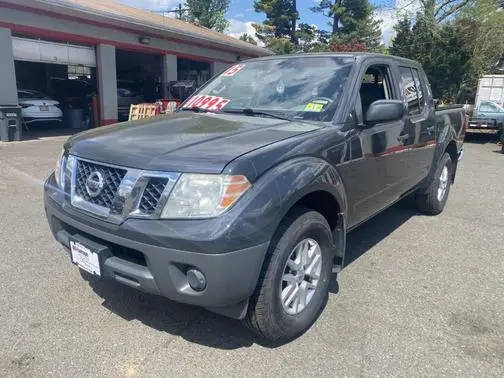 2015 Nissan Frontier SV 4WD photo