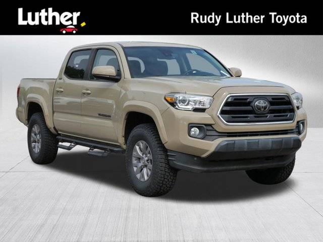 2019 Toyota Tacoma SR5 4WD photo