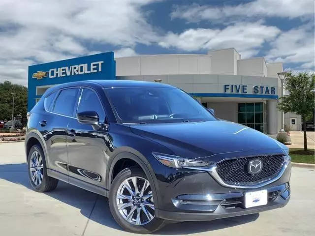 2019 Mazda CX-5 Signature AWD photo