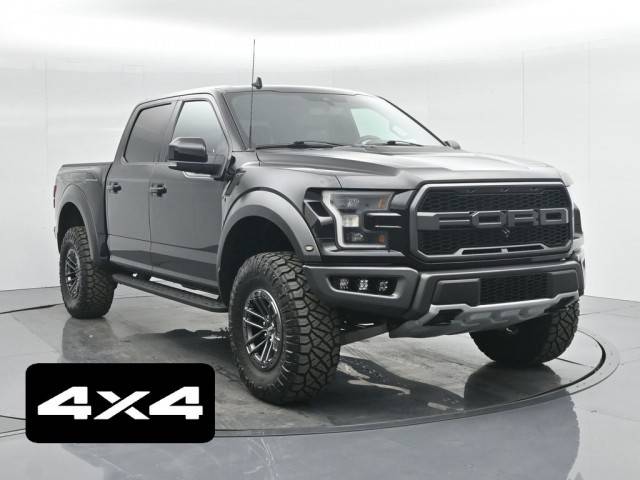 2019 Ford F-150 Raptor 4WD photo