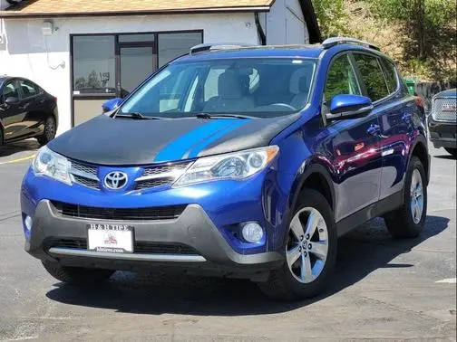 2015 Toyota RAV4 XLE AWD photo