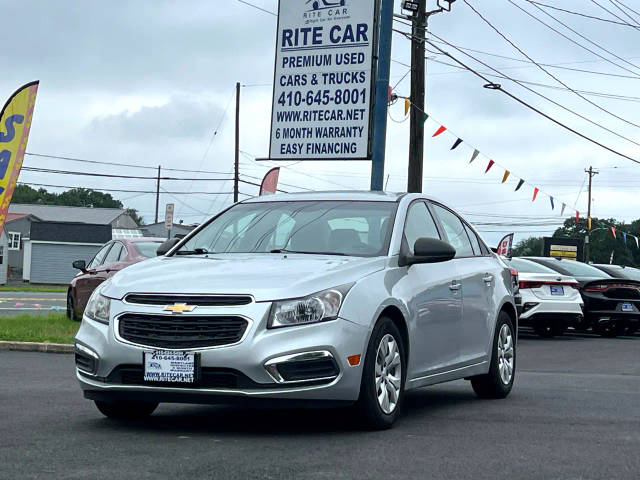 2016 Chevrolet Cruze LS FWD photo