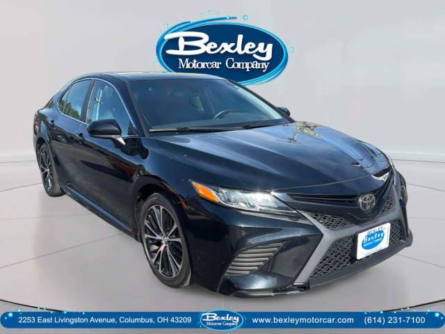 2019 Toyota Camry SE FWD photo