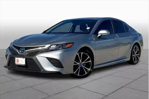 2019 Toyota Camry Hybrid SE FWD photo