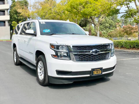 2018 Chevrolet Suburban LT 4WD photo