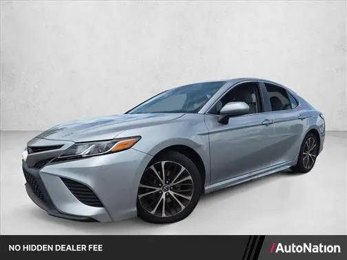 2018 Toyota Camry SE FWD photo