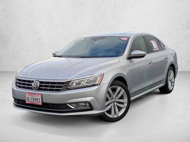 2018 Volkswagen Passat 2.0T SEL Premium FWD photo