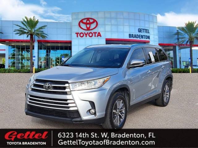 2019 Toyota Highlander XLE FWD photo