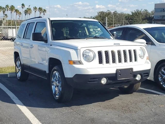 2015 Jeep Patriot Latitude 4WD photo