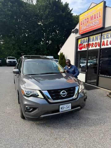 2019 Nissan Pathfinder Platinum 4WD photo