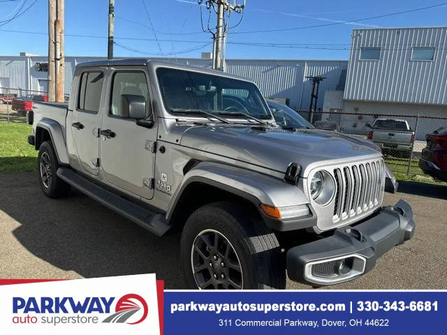 2020 Jeep Gladiator Overland 4WD photo