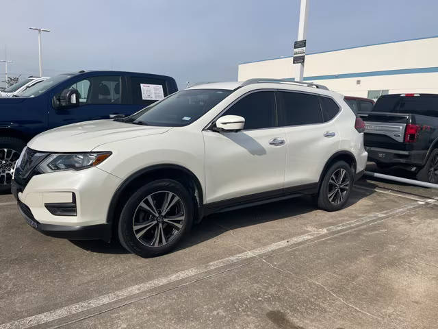 2019 Nissan Rogue SV AWD photo