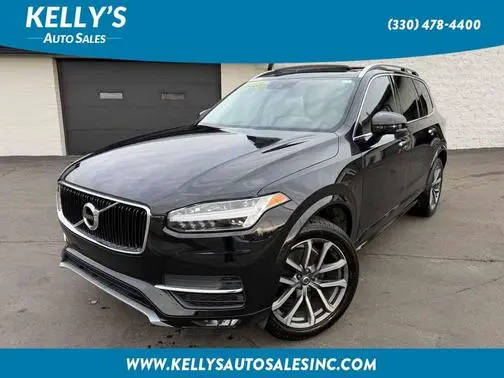 2019 Volvo XC90 Momentum FWD photo