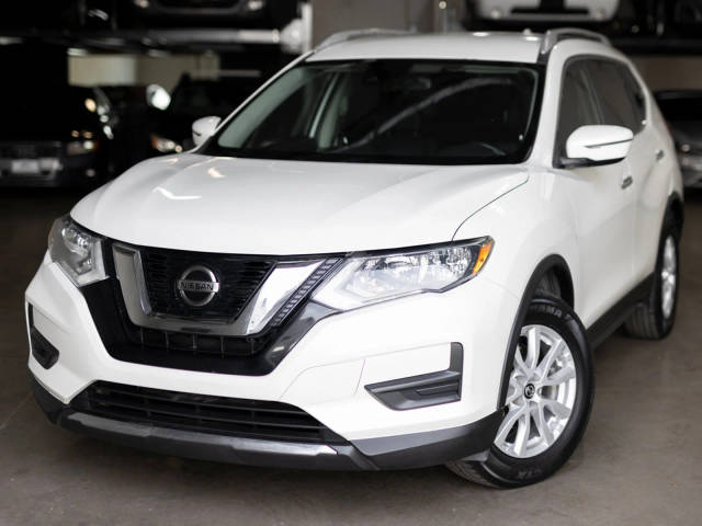 2019 Nissan Rogue SV FWD photo